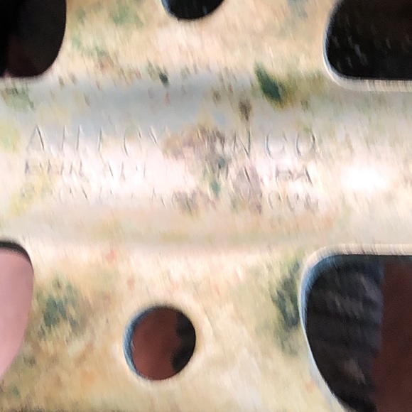 Vintage fishing reel 250 yd free spool - Picture 4 of 4